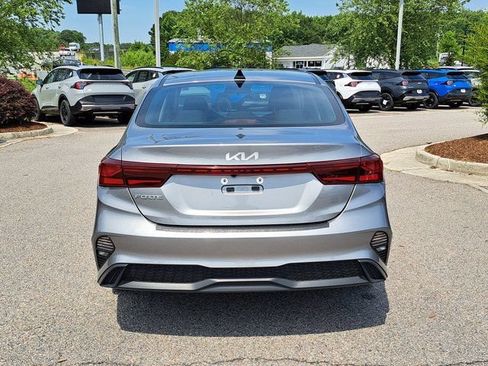 Used 2024 Kia Forte LXS FWD image 6
