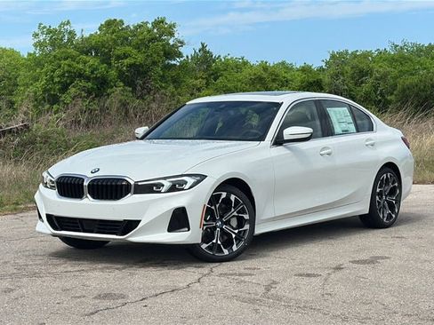 New 2026 BMW 330i Sedan w/ Premium Package RWD image 33