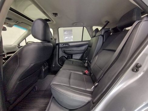 Used 2015 Subaru Outback 2.5i Limited AWD/4WD image 38