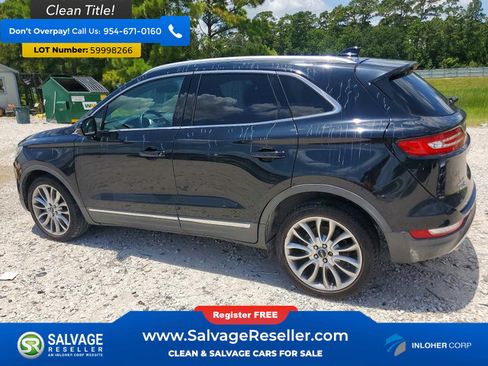 Used 2017 Lincoln MKC Reserve FWD image 3