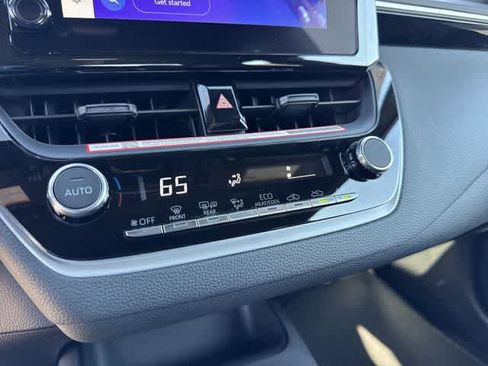 Used 2026 Toyota Corolla SE image 22