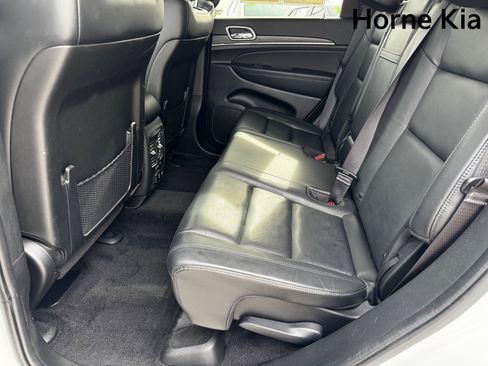 Used 2022 Jeep Grand Cherokee Limited image 12