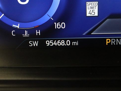 Used 2020 Ford Explorer ST w/ ST Street Pack image 23