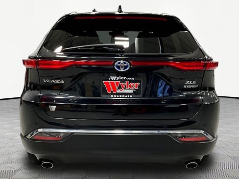 Used 2021 Toyota Venza XLE w/ Softex Package AWD/4WD image 5