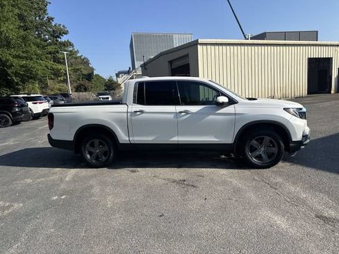 Used 2023 Honda Ridgeline RTL-E image 4
