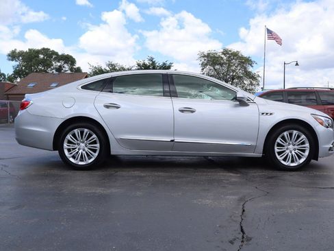 Used 2018 Buick LaCrosse Essence FWD image 6