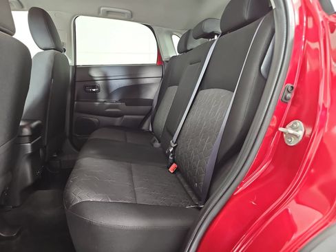 Used 2023 Mitsubishi Outlander Sport LE AWD/4WD image 13