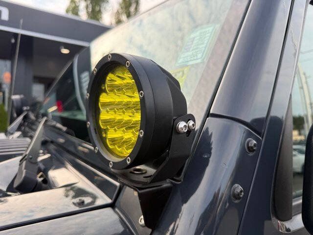 Used 2017 Jeep Wrangler Unlimited Rubicon w/ Max Tow Package AWD/4WD image 16