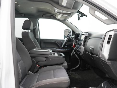 Used 2018 GMC Sierra 1500 SLE AWD/4WD image 13