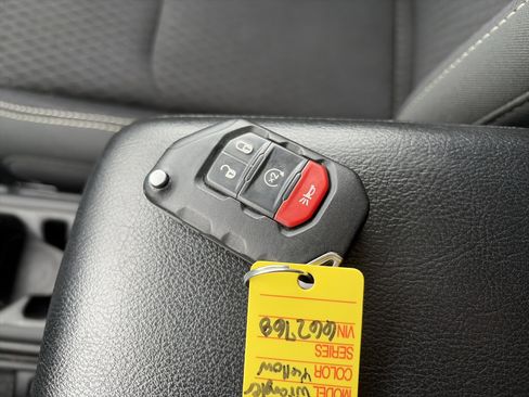 Used 2021 Jeep Wrangler Unlimited Sport image 29