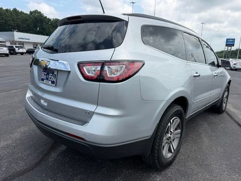 Used 2017 Chevrolet Traverse LT AWD/4WD image 5