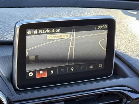 Used 2017 MAZDA MX-5 Miata Grand Touring w/ Interior Package image 17