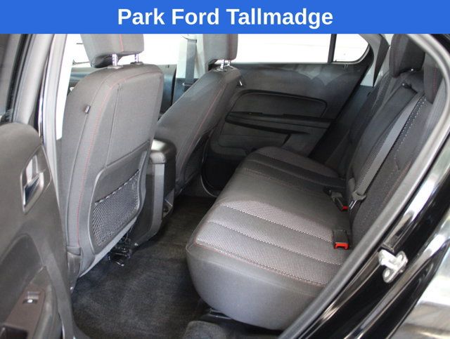 Used 2017 Chevrolet Equinox LS FWD image 23