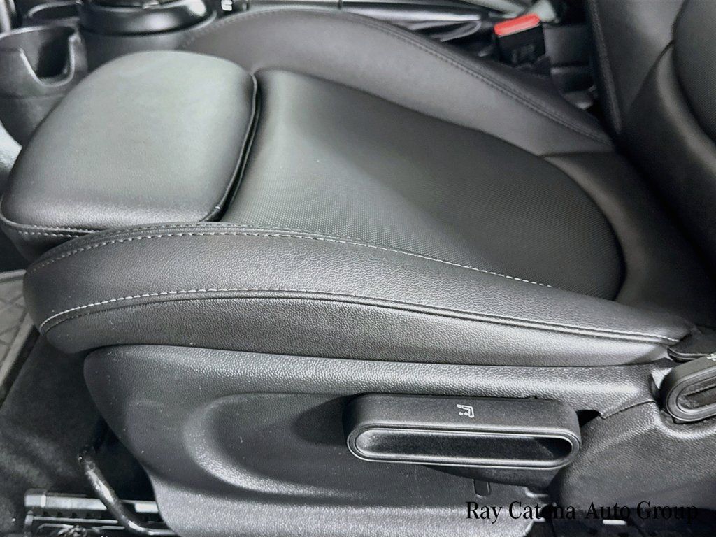 Certified 2023 MINI Cooper S FWD image 18