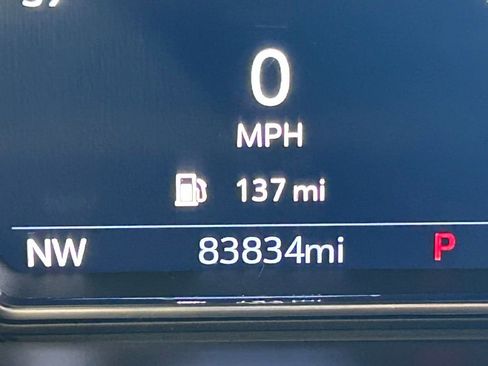 Used 2021 GMC Yukon XL AT4 image 42