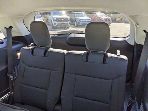 New 2026 Ford Explorer Active RWD image 20