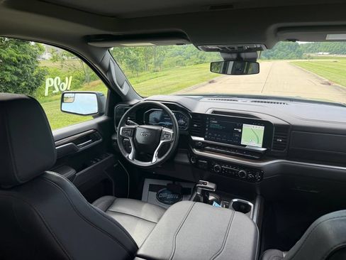 Used 2025 Chevrolet Silverado 1500 RST w/ Dark Appearance Package AWD/4WD image 20