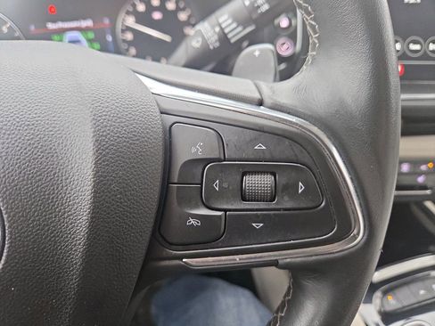 Used 2023 Buick Envision Preferred image 16