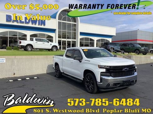 Used 2022 Chevrolet Silverado 1500 LT image 1