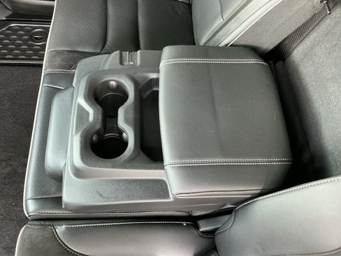 Used 2025 RAM 1500 Laramie w/ Night Edition image 34