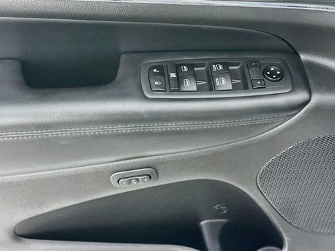 Used 2021 Jeep Grand Cherokee Limited RWD image 17