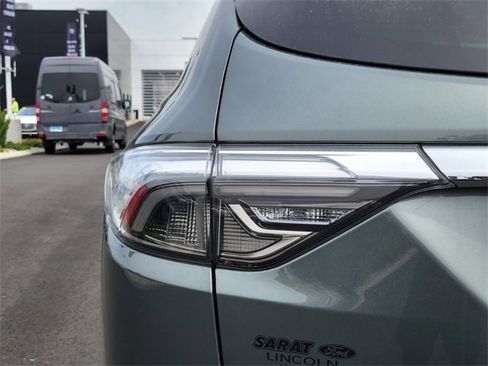 Used 2023 Buick Enclave Avenir w/ Trailering Package, 5000 lbs. image 10