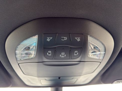 New 2026 Chrysler Pacifica Select FWD image 22