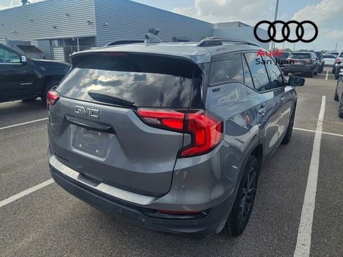 Used 2021 GMC Terrain SLT w/ Infotainment Package II FWD image 9
