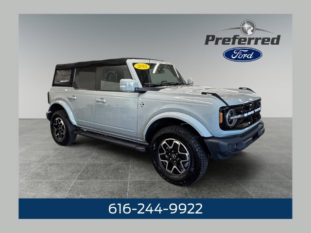 Used 2022 Ford Bronco Outer Banks AWD/4WD image 1