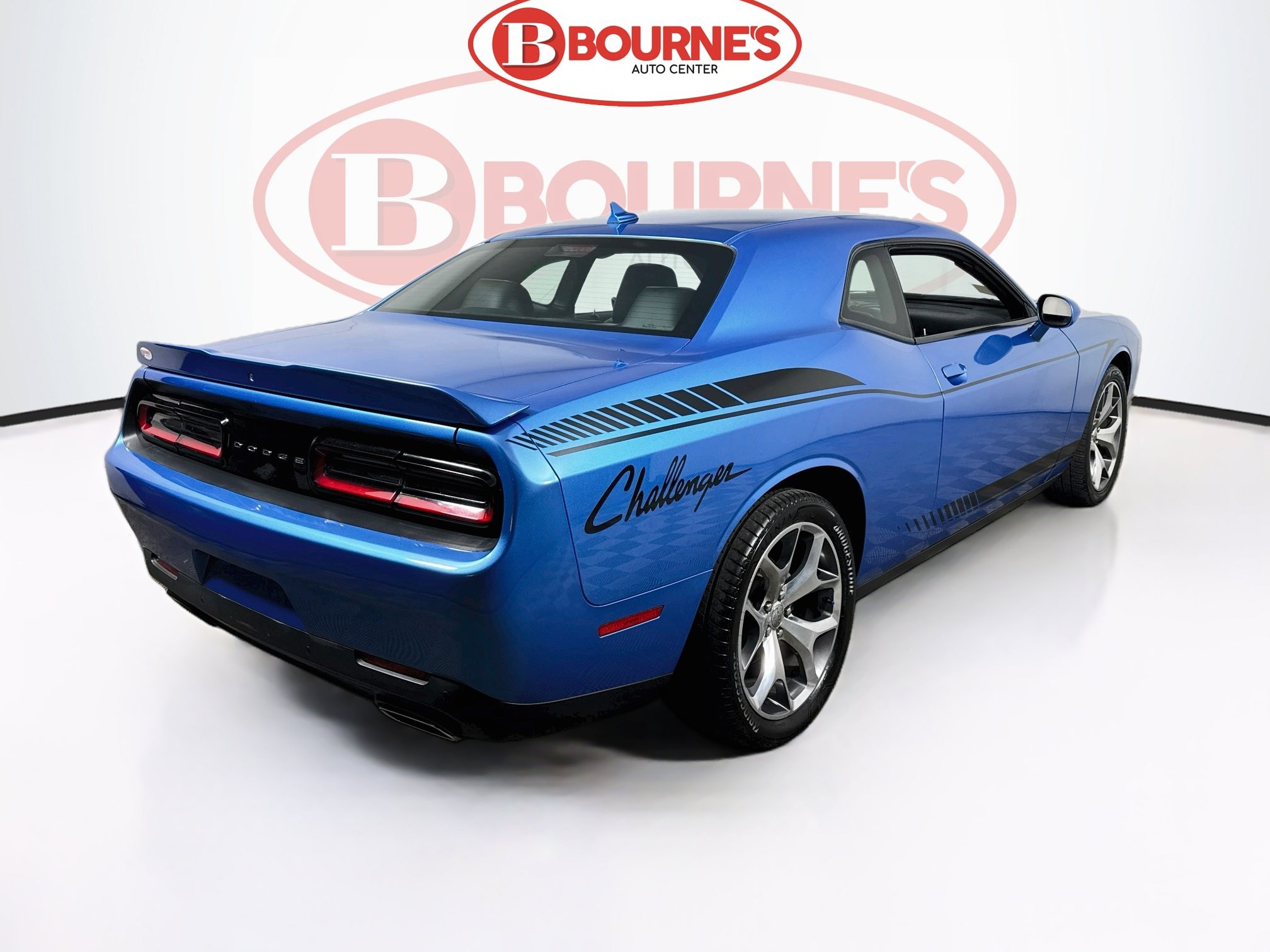 Used 2015 Dodge Challenger SXT Plus RWD image 11