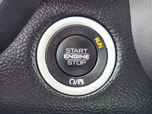 Used 2023 RAM 1500 Laramie image 22