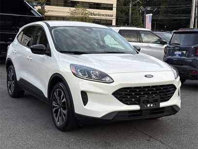 Used 2022 Ford Escape SE w/ SE Sport Appearance Package