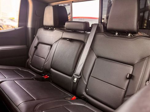 Used 2020 GMC Sierra 1500 SLT image 12