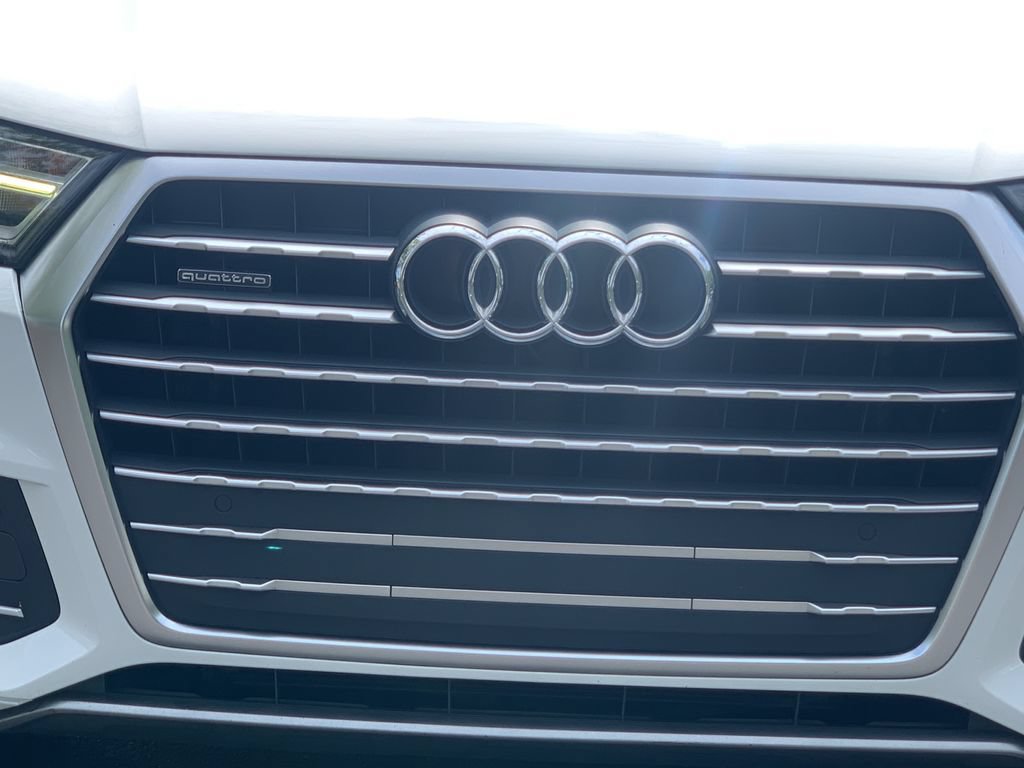 Used 2018 Audi Q7 3.0T Premium Plus AWD/4WD image 42