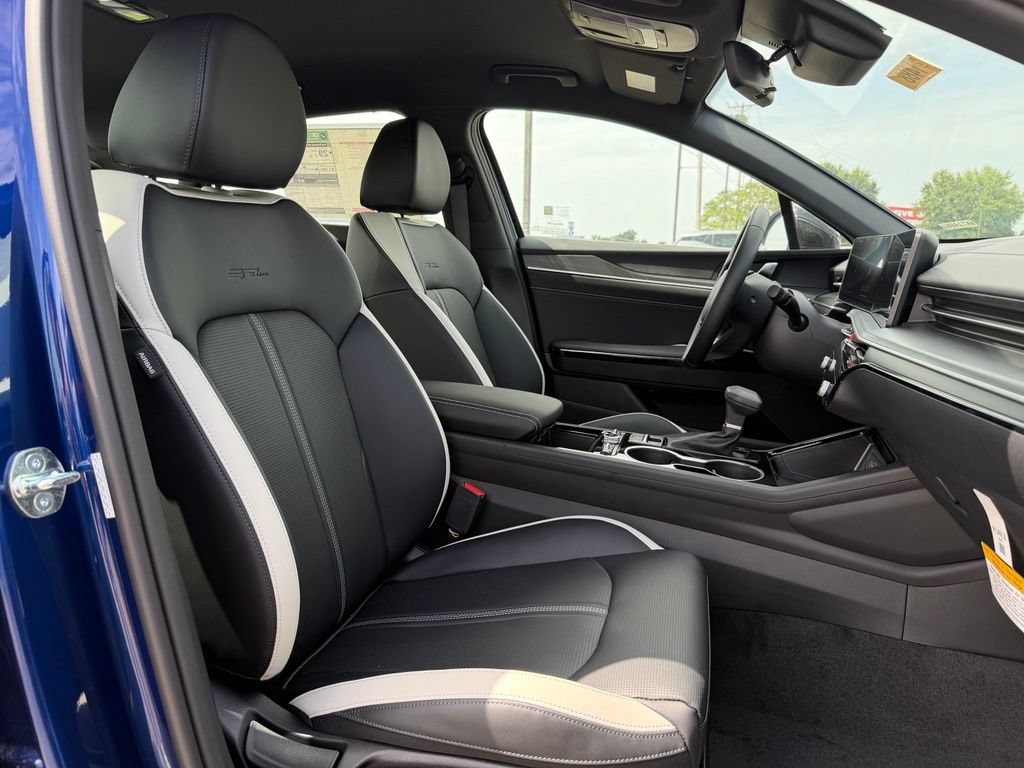 New 2026 Kia K5 GT-Line FWD image 32