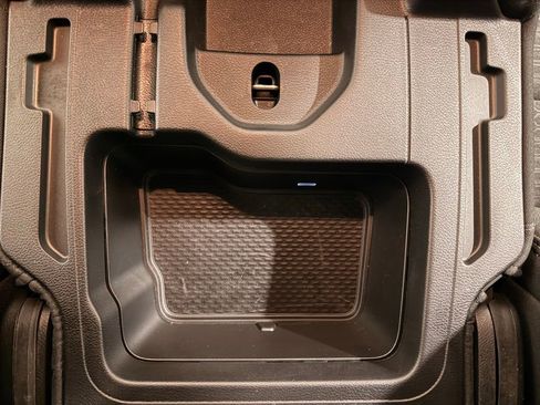 Used 2025 RAM 1500 Big Horn RWD image 24