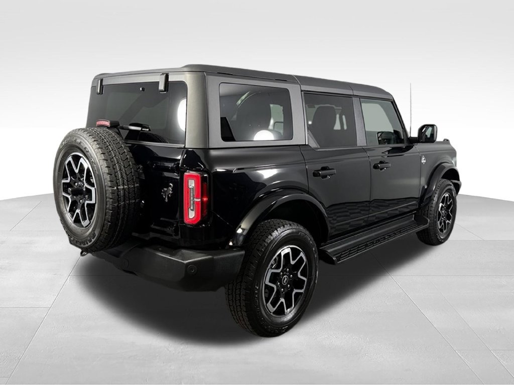 Used 2025 Ford Bronco Outer Banks AWD/4WD image 6