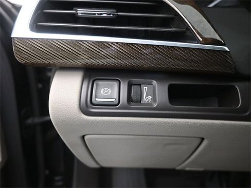 Used 2016 Cadillac CT6 Luxury image 33