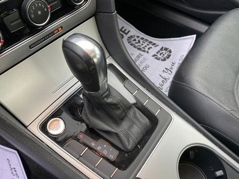 Used 2019 Volkswagen Passat 2.0T Wolfsburg image 23