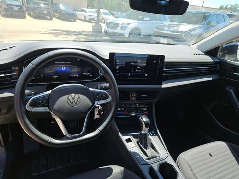 Used 2025 Volkswagen Jetta S FWD image 16