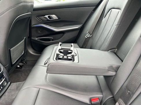 Used 2020 BMW 330i xDrive Sedan w/ M Sport Package AWD/4WD image 16