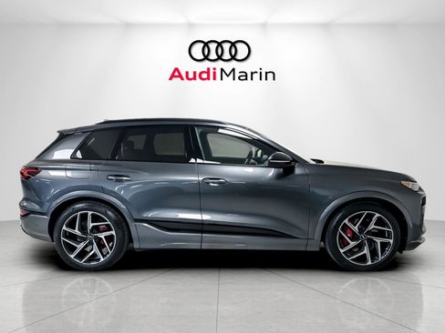 New 2025 Audi SQ6 e-tron Premium Plus image 6