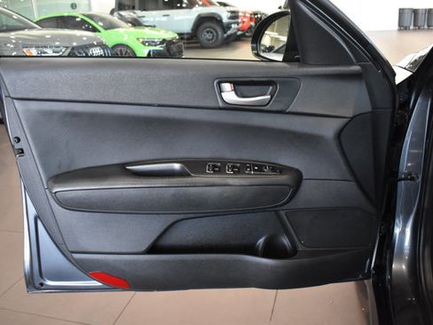 Used 2020 Kia Optima SE image 30