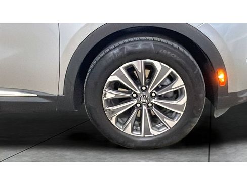 Used 2024 Buick Envision Preferred AWD/4WD image 20