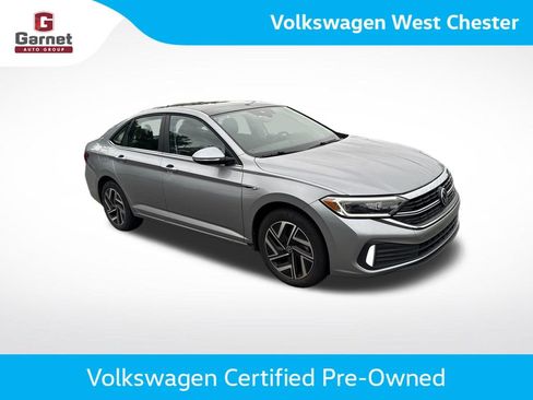 Certified 2024 Volkswagen Jetta SEL FWD image 8