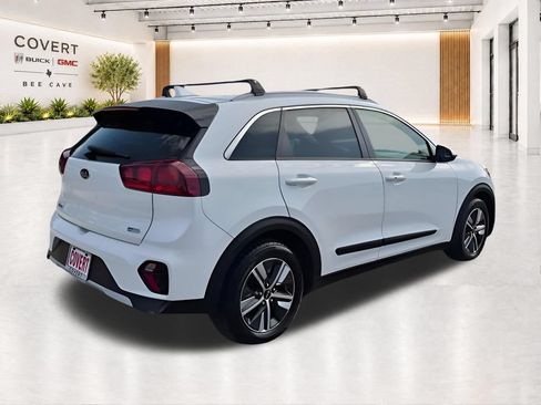 Used 2020 Kia Niro LXS FWD image 12