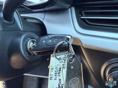 Used 2024 Chevrolet Trax RS image 31