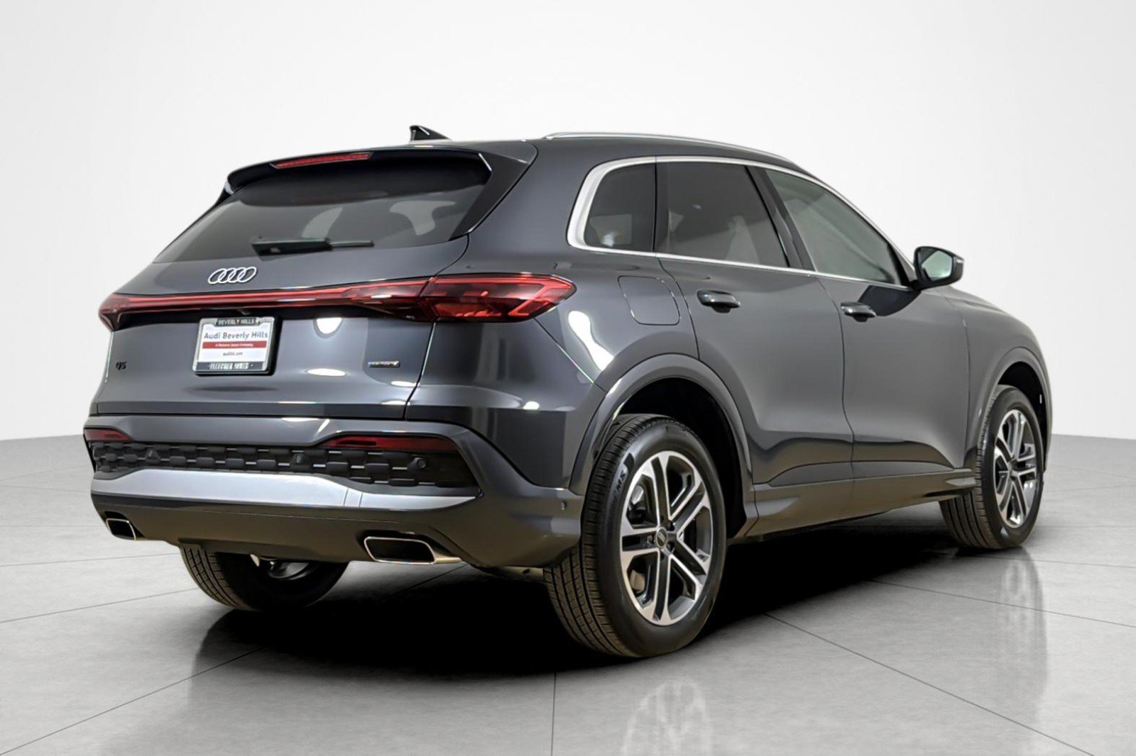 Used 2026 Audi Q5 Premium AWD/4WD image 5