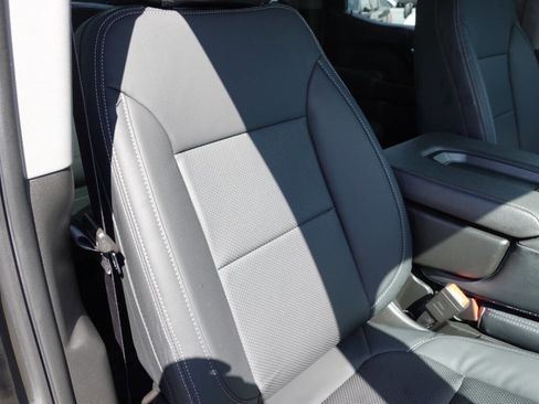 Used 2023 Chevrolet Silverado 1500 Custom w/ LPO, Dark Essentials Package image 37