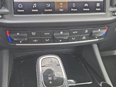 Used 2022 Maserati Levante GT image 19